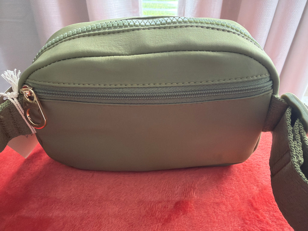 Crossbody bag ￼